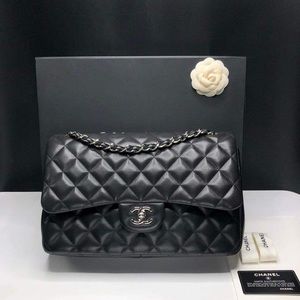Chanel Classic double flap Jumbo Caviar Black